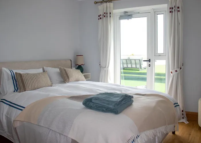 Beach Penthouse 3 Bedroom Luxury